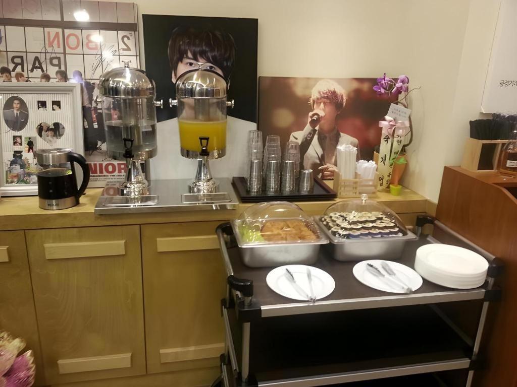 Myeongdong Mom House Hotell Seoul Eksteriør bilde