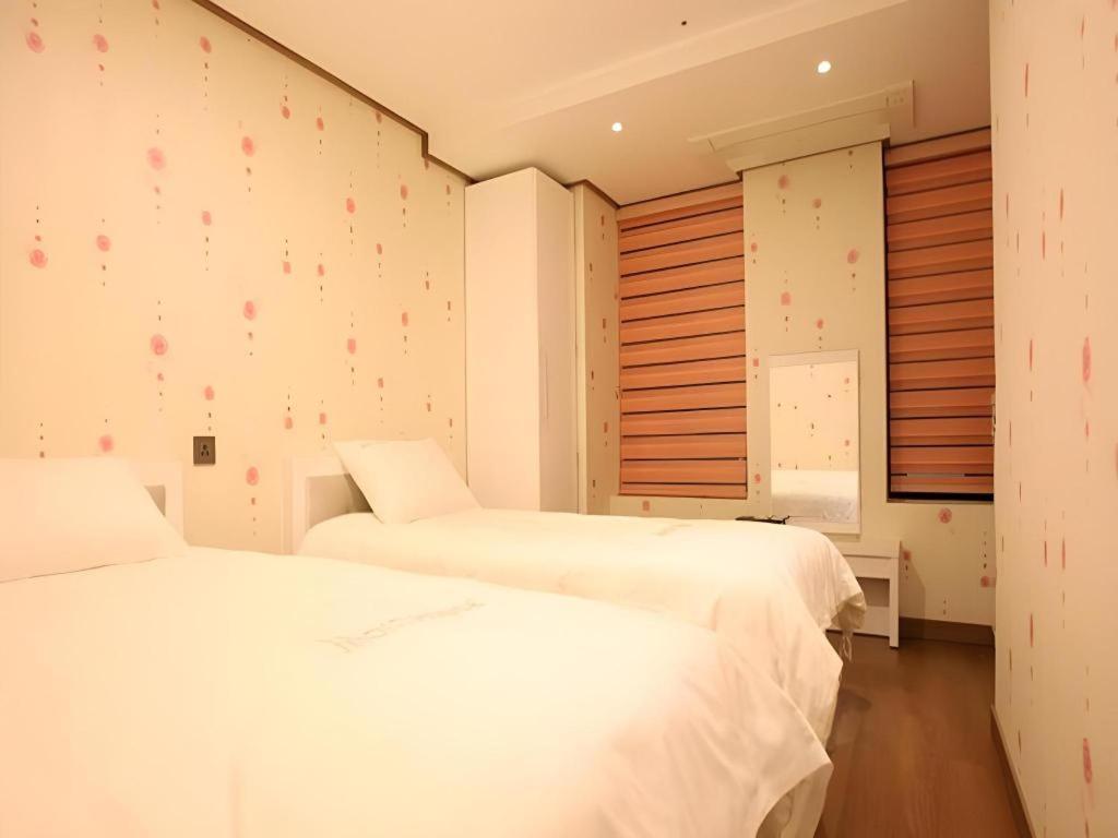 Myeongdong Mom House Hotell Seoul Eksteriør bilde
