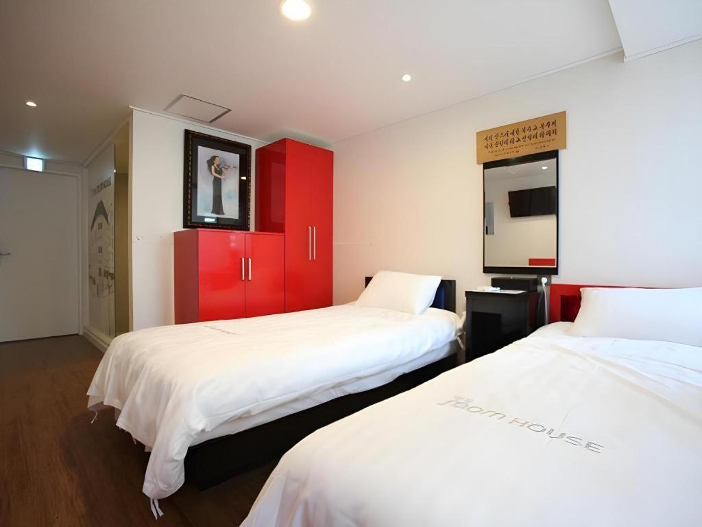 Myeongdong Mom House Hotell Seoul Eksteriør bilde