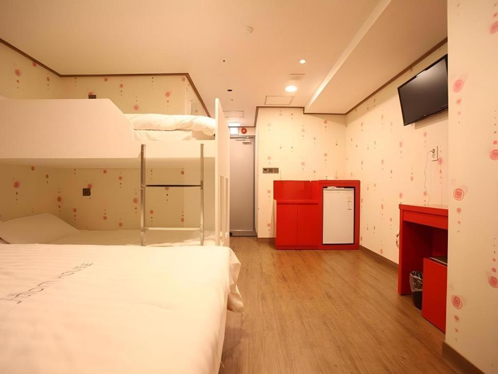 Myeongdong Mom House Hotell Seoul Eksteriør bilde