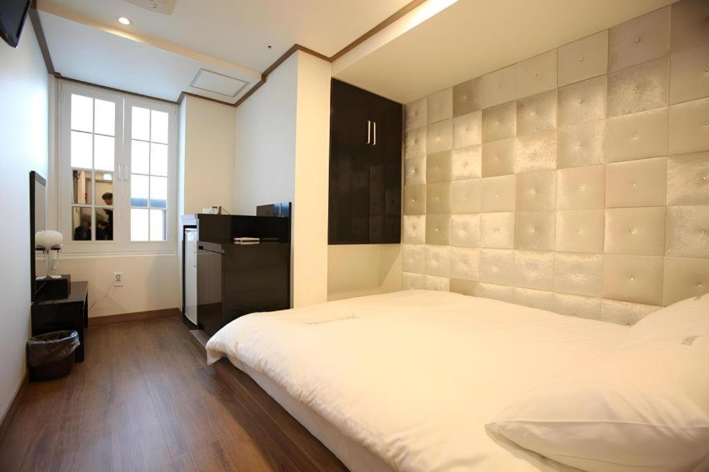 Myeongdong Mom House Hotell Seoul Eksteriør bilde